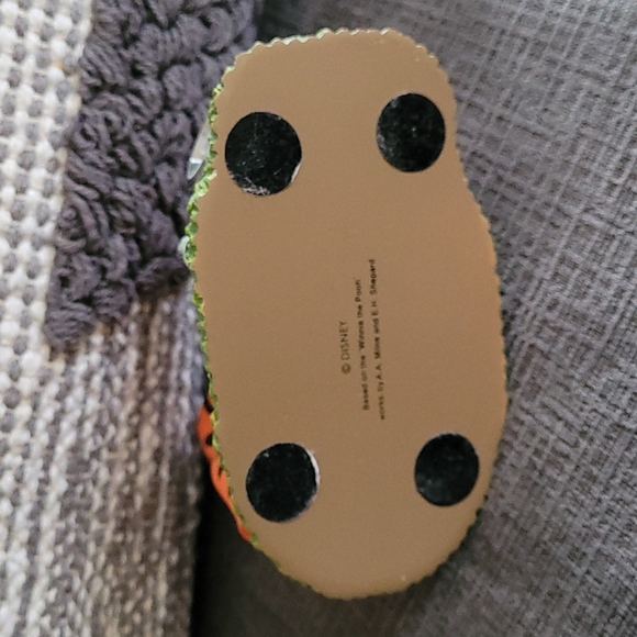 Tigger And Snail Clock - Picture 7 of 11